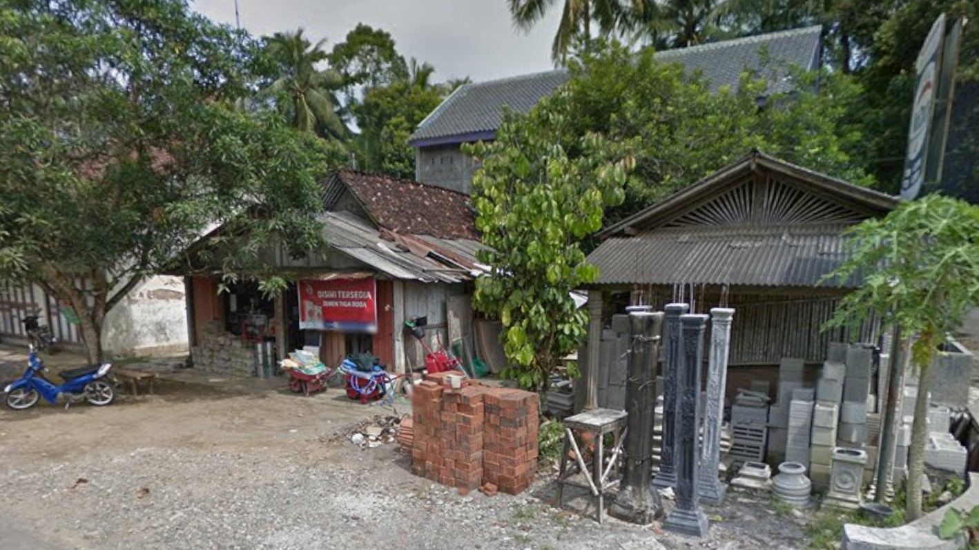 Toko Nur Fajri di tahun-tahun awal berdiri, Ambal, Kebumen